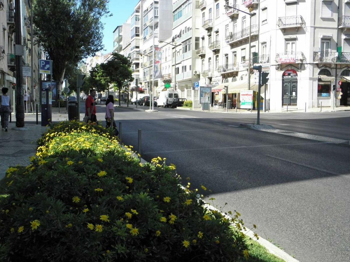 Sunny Orange Garden Apartment In Central Lisbon Exterior photo