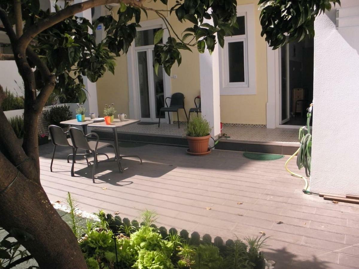 Sunny Orange Garden Apartment In Central Lisbon Exterior photo